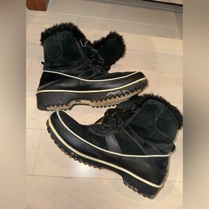 Sorel boots women’s size 10